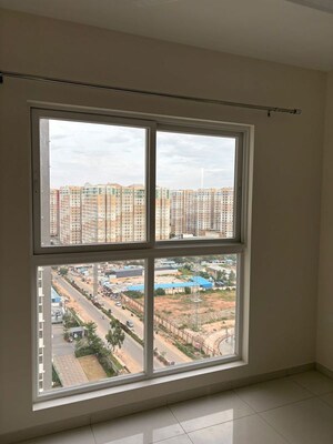 Room in 3 BHK Apartment at Godrej Ananda, Bagaluru – for Rent
