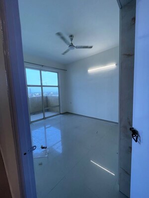 Room in 2 BHK Apartment at Pyramid Urban Homes 3, Sector 67a – for Rent