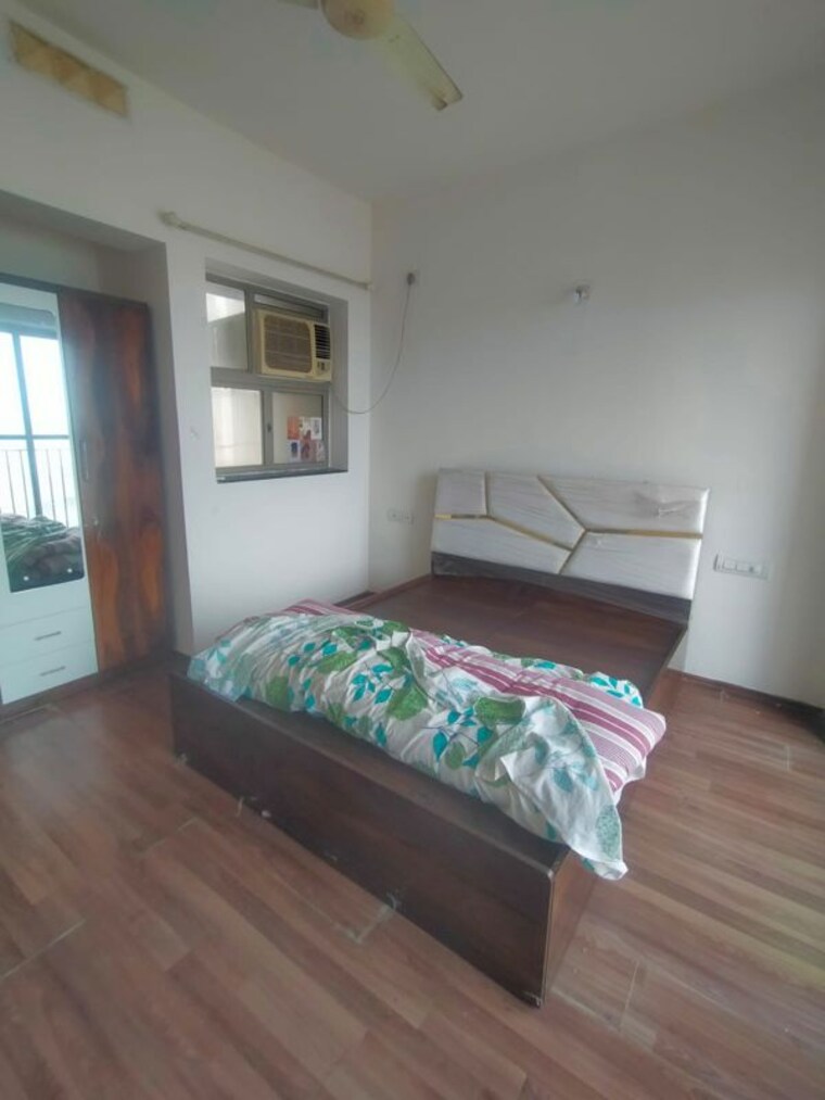 Bedroom, lodha-splendora 2 Bedroom 951 Sq.Ft. Apartment In Ghodbunder Road Thane 10568057
