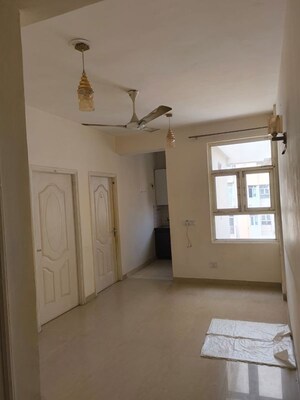 Room in 2 BHK Apartment at Shree Vardhman Mantra, Sector 67 – for Rent
