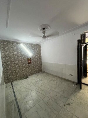 Room in 3 BHK Builder Floor at Malviya Nagar – for Sale