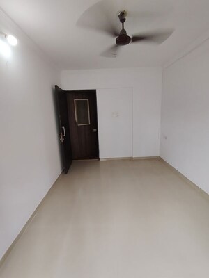 Room in 2 BHK Apartment at Damji Mahavir Exotica, Ghodbunder Road – for Rent