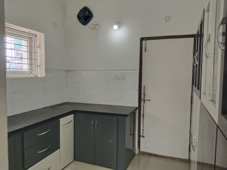 Kitchen, sri-lakshmi-nivas-madhapur 2 Bedroom 1200 Sq.Ft. Independent House In Madhapur Hyderabad 10568084