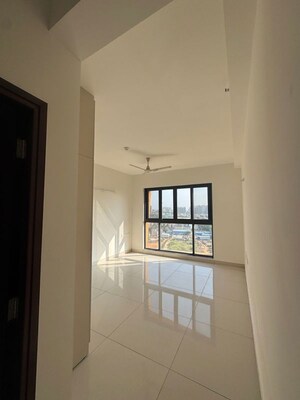 Room in 3 BHK Apartment at Purva Atmosphere, Thanisandra Main Road – for Rent