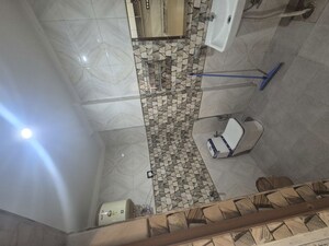 Bathroom in 1 RK Builder Floor at Dlf City Phase 3 – for Rent