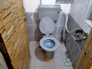 Bathroom in 1 BHK Apartment at Bhoomi Classic, Malad West – for Sale