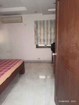 Room in 3 BHK Apartment at Jubilee Hill County, Jubilee Hills – for Rent