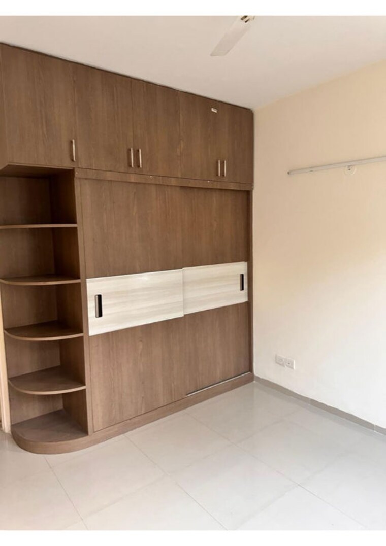 undefined, emaar-mgf-emerald-hills 4 Bedroom 350 Sq.Yd. Apartment In Sector 65 Gurgaon 10568089