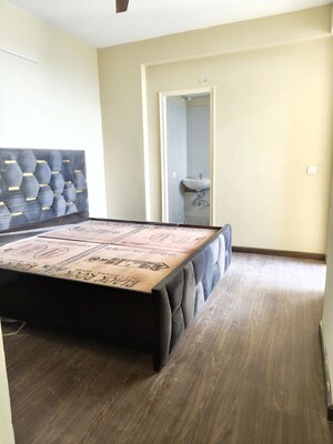 Bedroom in 1 BHK Builder Floor at Sector 22 – for Rent