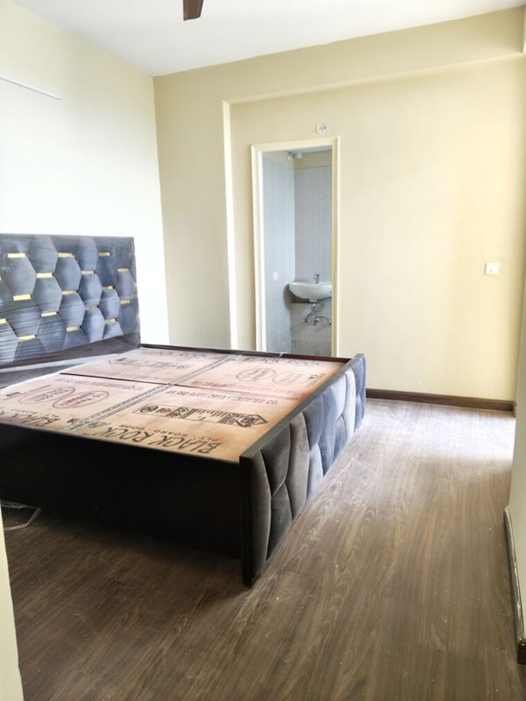 Bedroom, sector 22 1 Bedroom 600 Sq.Ft. Builder Floor In Sector 22 Gurgaon 10568140