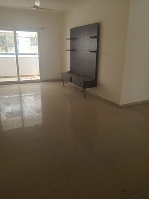 Room in 3 BHK Apartment at Provident Harmony, Thanisandra Main Road – for Rent