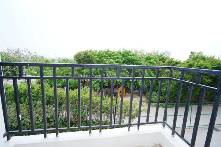 Balcony, mapsko-paradise 3 Bedroom 1340 Sq.Ft. Apartment In Sector 83 Gurgaon 10568187