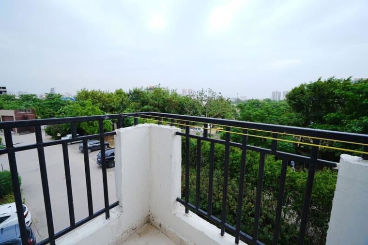 Balcony, mapsko-paradise 3 Bedroom 1340 Sq.Ft. Apartment In Sector 83 Gurgaon 10568187