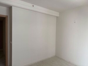 Room in 2 BHK Builder Floor at Sector 21 – for Rent
