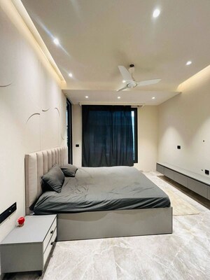 Bedroom in 4 BHK Builder Floor at Sector 56 – for Rent