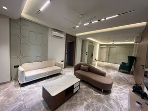 Living Room in 4 BHK Builder Floor at Sector 56 – for Rent
