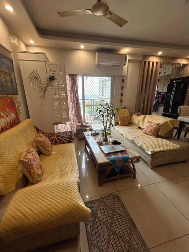 Living Room, gulshan-botnia 3 Bedroom 1370 Sq.Ft. Apartment In Sector 144 Noida 10568193
