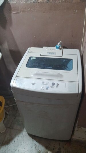 Furnished Amenities in 1 BHK Apartment at Sethia Imperial Avenue, Malad East – for Rent