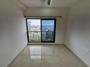 Room in 2 BHK Apartment at Duville Riverdale Grove, Kharadi – for Rent