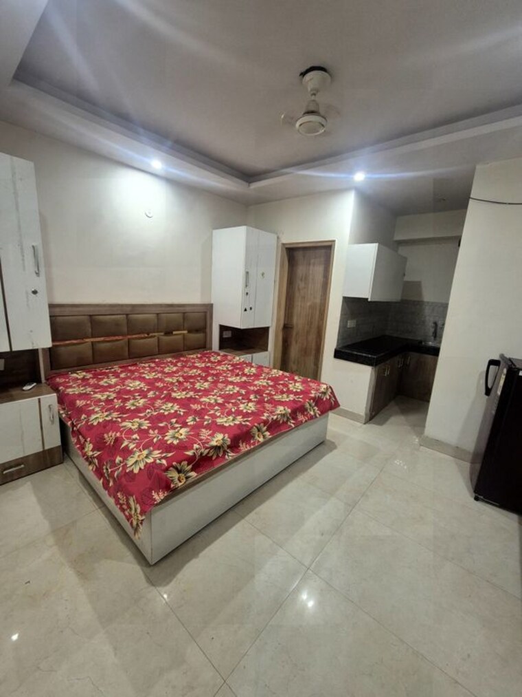 Bedroom, dlf-pink-town-house 1 RK 250 Sq.Ft. Builder Floor In Dlf City Phase 3 Gurgaon 10568242