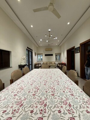Bedroom in 5 BHK Villa at Paldi – for Sale