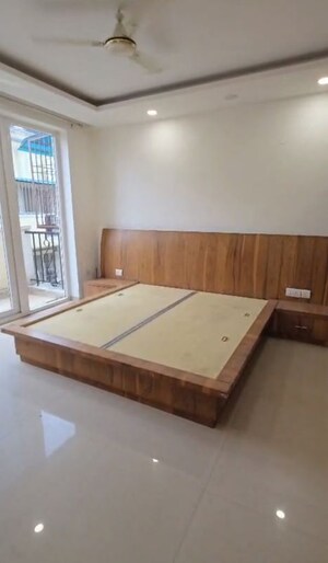 Bedroom in 3 BHK Apartment at Emaar MGF Emerald Hills, Sector 65 – for Rent
