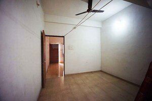 Room in 3 BHK Independent House at Isanpur – for Sale