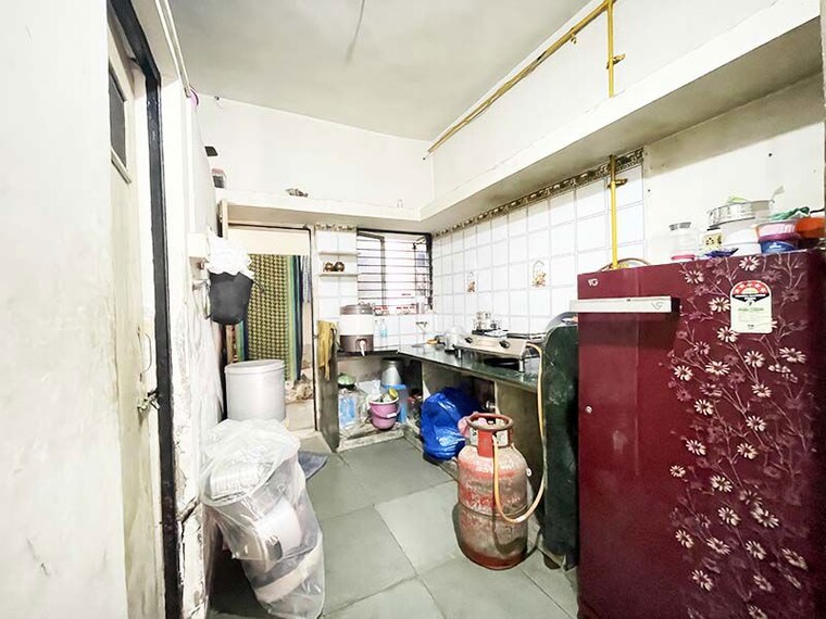  Parking, isanpur 3 Bedroom 130 Sq.Yd. Independent House In Isanpur Ahmedabad 10568276