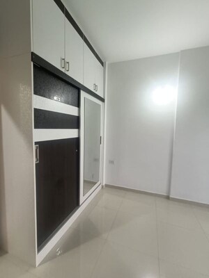 Room in 3 BHK Apartment at Capstone Life Flowing Tree, Allalasandra – for Rent