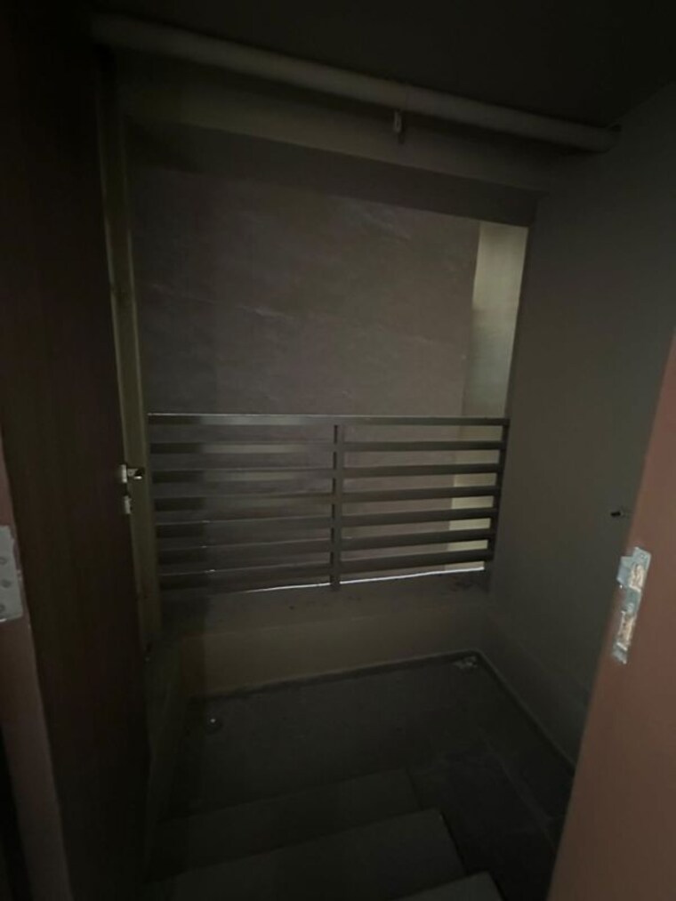 Bathroom, sheth-auris-serenity-tower-3 2 Bedroom 805 Sq.Ft. Apartment In Malad West Mumbai 10568277