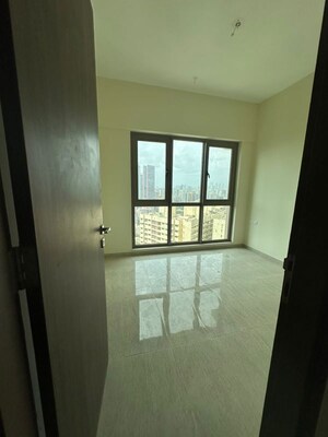 Room in 2 BHK Apartment at Sheth Auris Serenity Tower 3, Malad West – for Sale