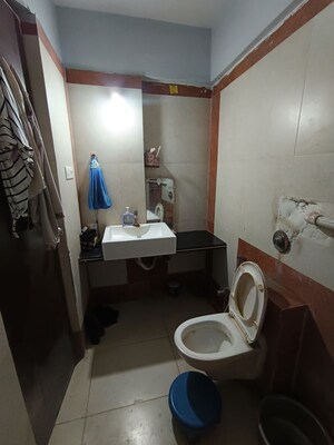 Team Area in 2 BHK Apartment at Shiva Heights, Pimple Saudagar – for Rent
