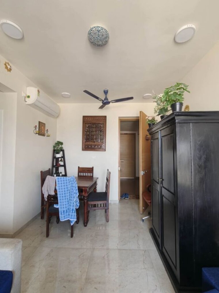 Living Room, tata-serein 1 Bedroom 500 Sq.Ft. Apartment In Pokhran Road No Two Thane 10568290
