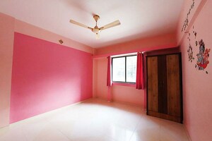 Room in 2 BHK Apartment at Bhekrai Nagar – for Sale