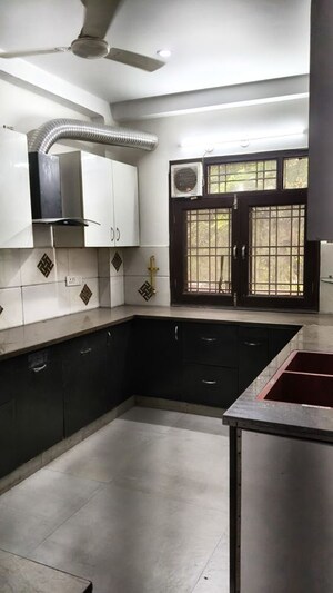 Kitchen in 3 BHK Builder Floor at Vipul World Floors, Sector 48 – for Rent
