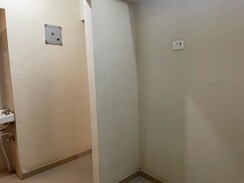 1 BHK + Extra Room Apartment For Rent in Mahavir Kalpavruksha