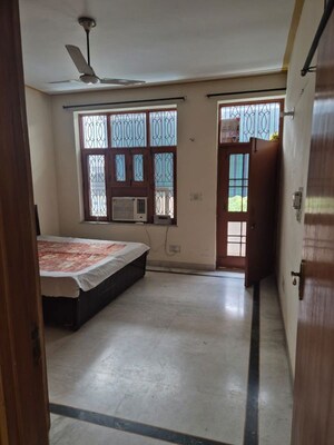 Room in 2 BHK Independent House at Sector 23 – for Rent