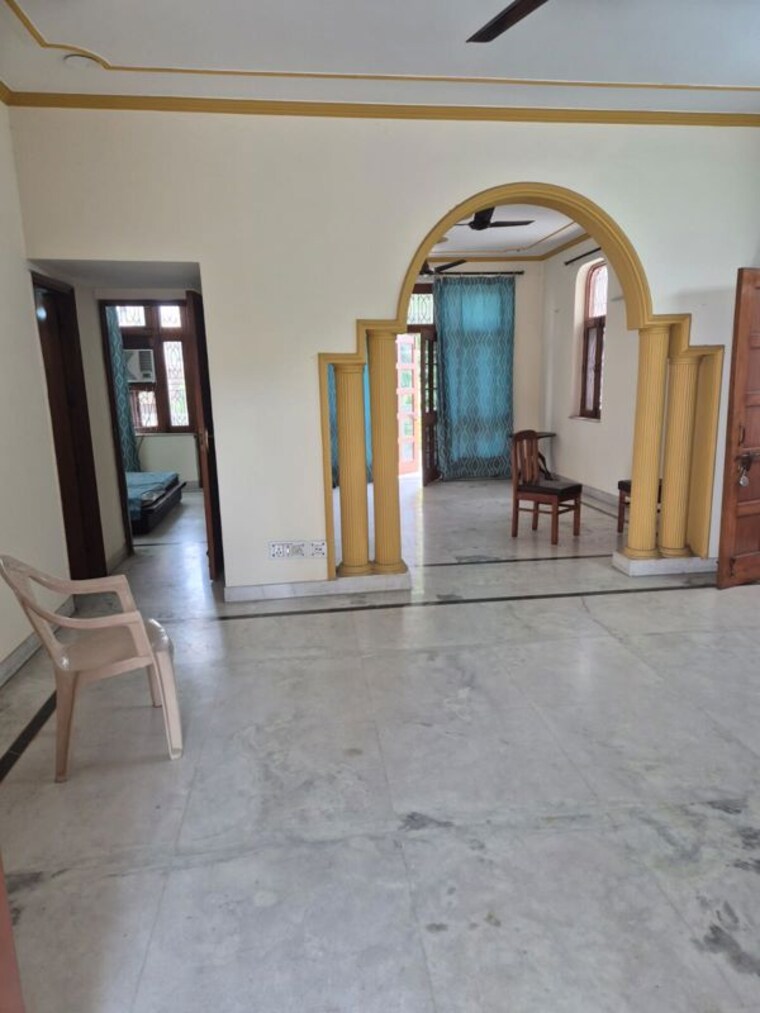 undefined, sector 23 2 Bedroom 1850 Sq.Ft. Independent House In Sector 23 Gurgaon 10568340