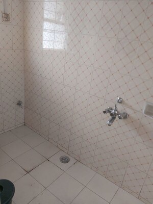 Bathroom in 3 BHK Apartment at Rambaug Colony – for Rent