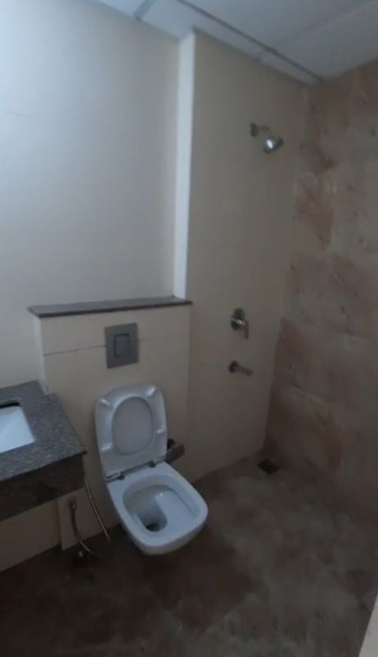 Bathroom, aipl-club-residences 2 Bedroom 950 Sq.Ft. Apartment In Sector 70a Gurgaon 10568335