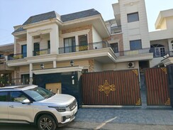2 BHK + Study Room Apartment For Rent in Phase 4