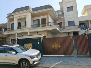 2 BHK Apartment For Rent in Phase 4