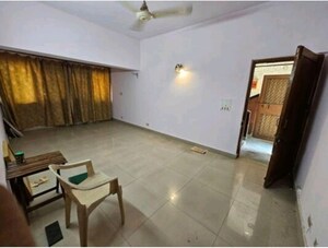 Living Room in 3 BHK Apartment at Arun Vihar Sector 37, Sector 37 – for Sale