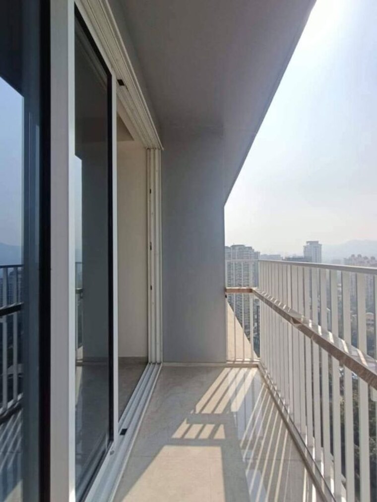 Balcony, tata-serein 2 Bedroom 700 Sq.Ft. Apartment In Pokhran Road No Two Thane 10568368