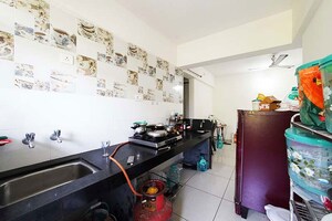 Team Area in 2 BHK Apartment at Dhanori – for Sale