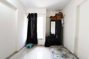 Bedroom in 2 BHK Apartment at Dhanori – for Sale