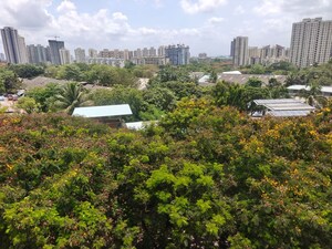 2 BHK Apartment – Garden View at Vijay Park, Kasarvadavali - for Rent