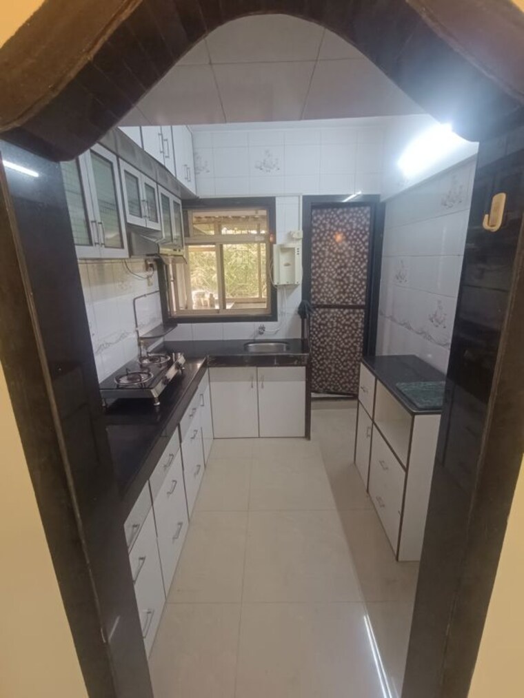 Kitchen, seawoods sector 42a 2.5 Bedroom 1200 Sq.Ft. Apartment In Seawoods Sector 42a Navi Mumbai 10568384