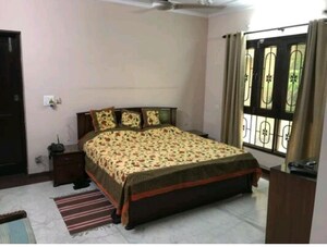 Bedroom in 3 BHK Apartment at Arun Vihar Sector 37, Sector 37 – for Sale