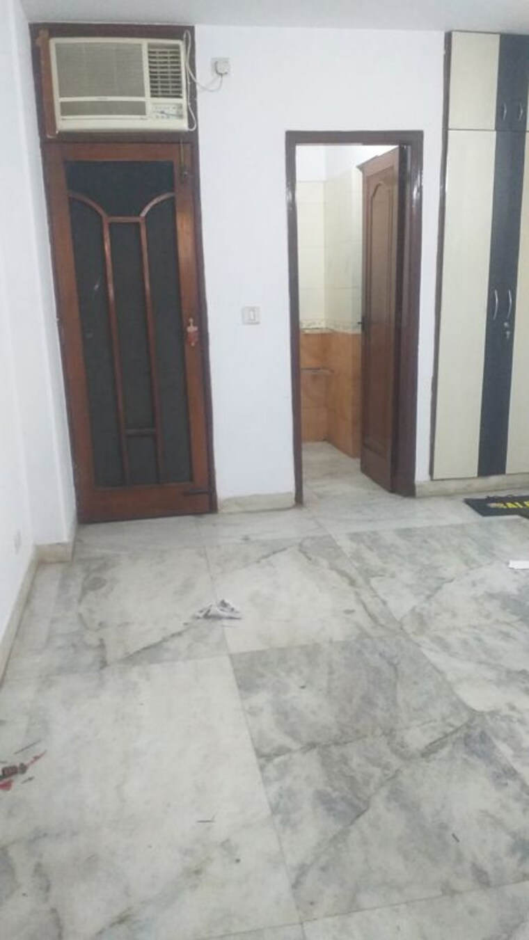 Room, sarvapriya vihar 2 Bedroom 1000 Sq.Ft. Builder Floor In Sarvapriya Vihar Delhi 10568395